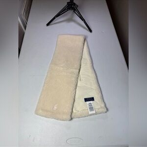 polo ralph lauren Women's Bambi White
Faux Fur Scarf